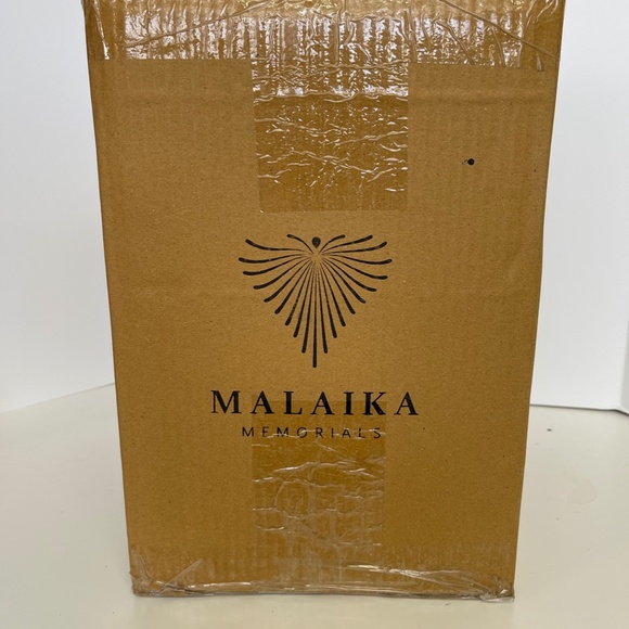 NWT Urn | Malaika Memorials Cremation Urn | Wooden Funeral Urn for Adults - Picture 13 of 15